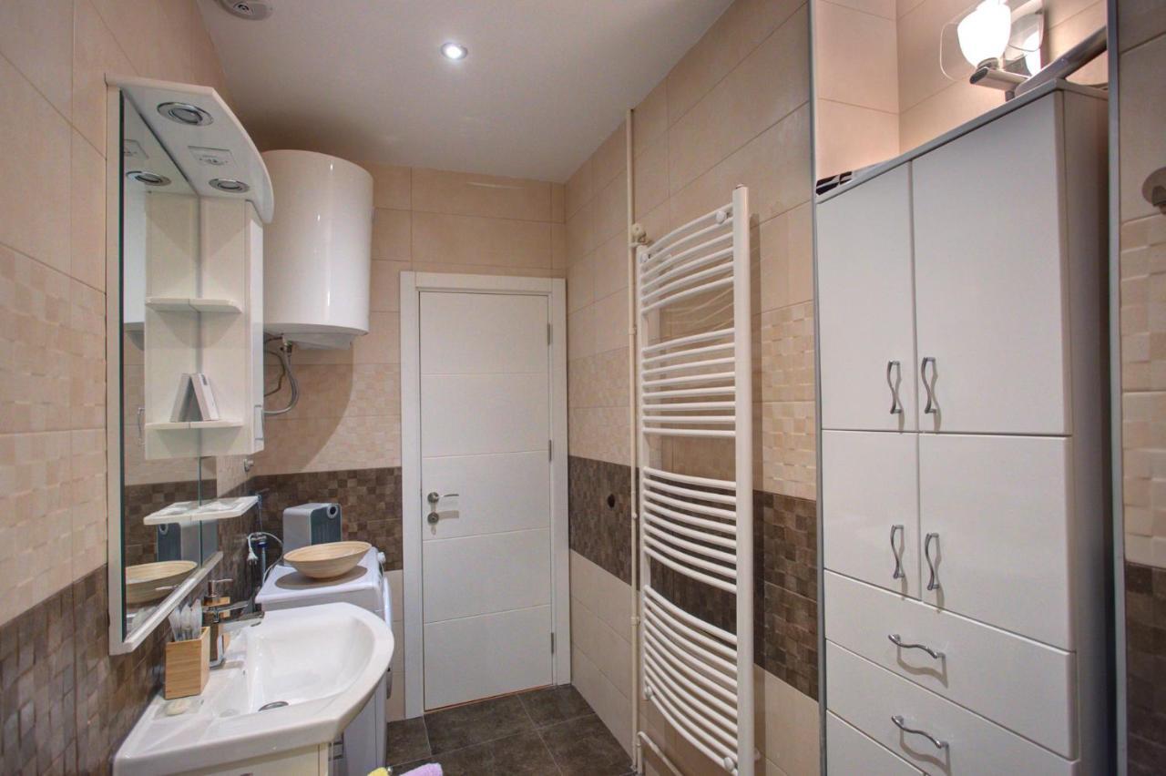 Balkanic Star Belgrado Esterno foto